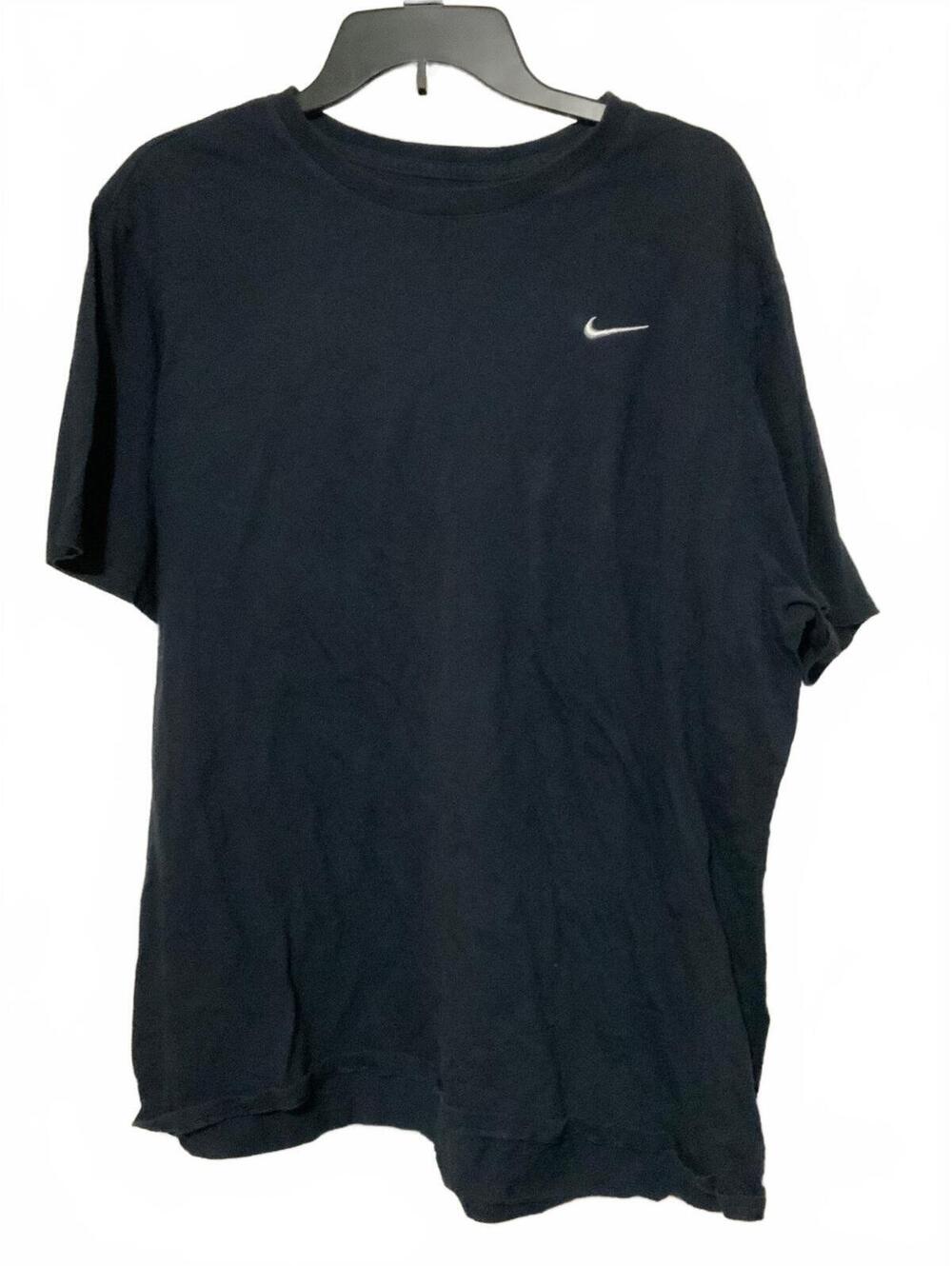 Nike Men's Black T-Shirt with Small Swoosh Logo